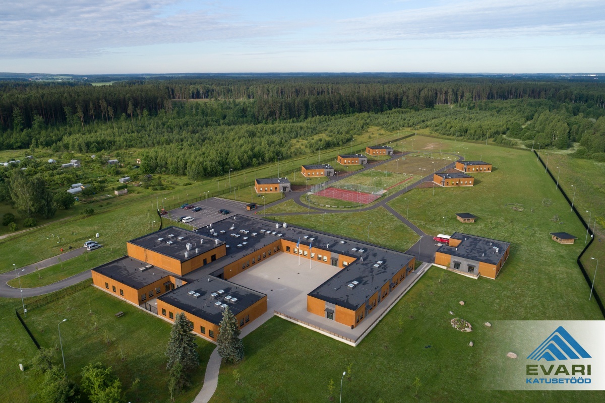Maarjamaa Hariduskolleegium katused Tartumaal Kaagveres